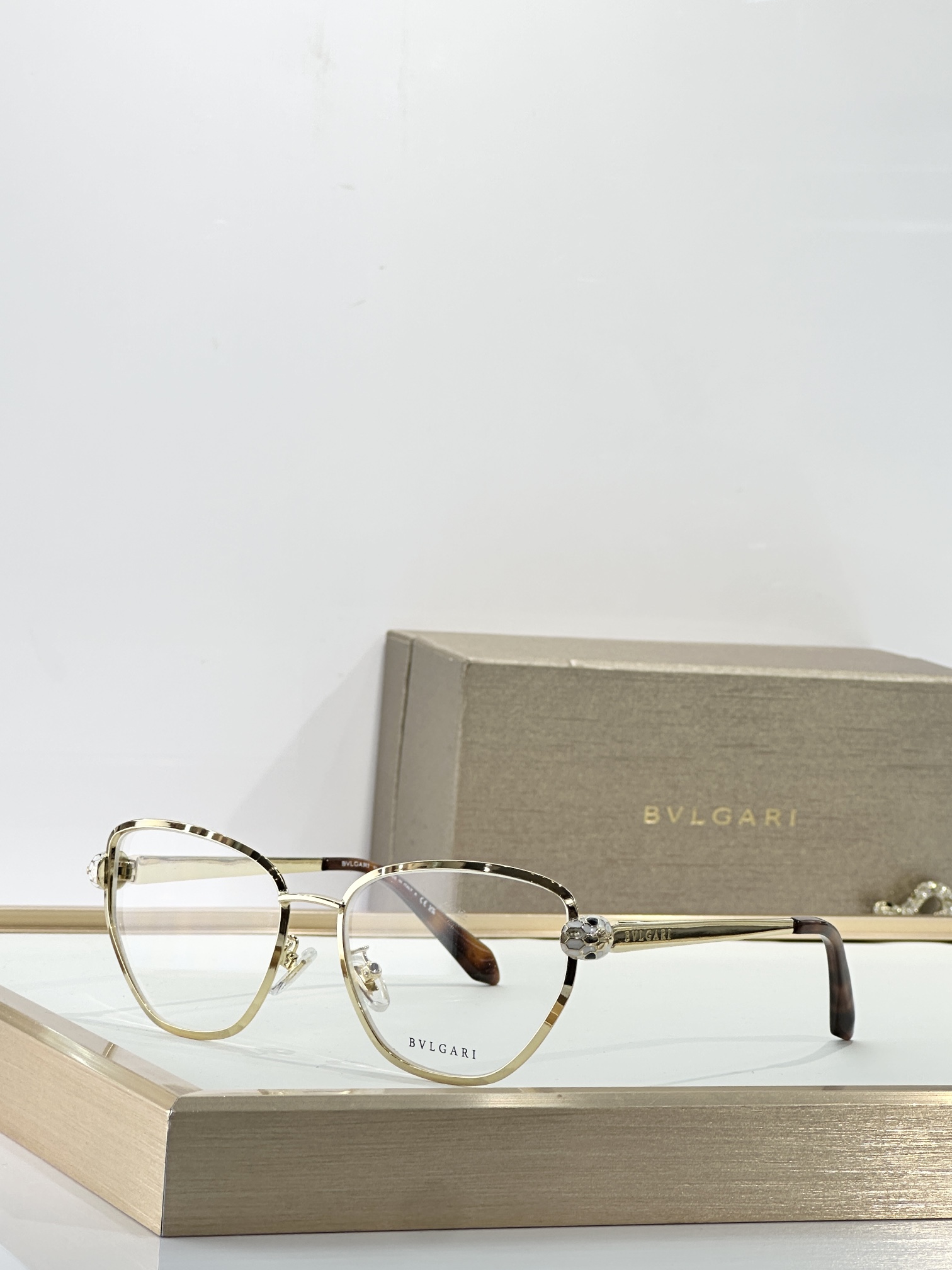  BVLGARI
MOD：BV50045U
SIZE：54-16-140
