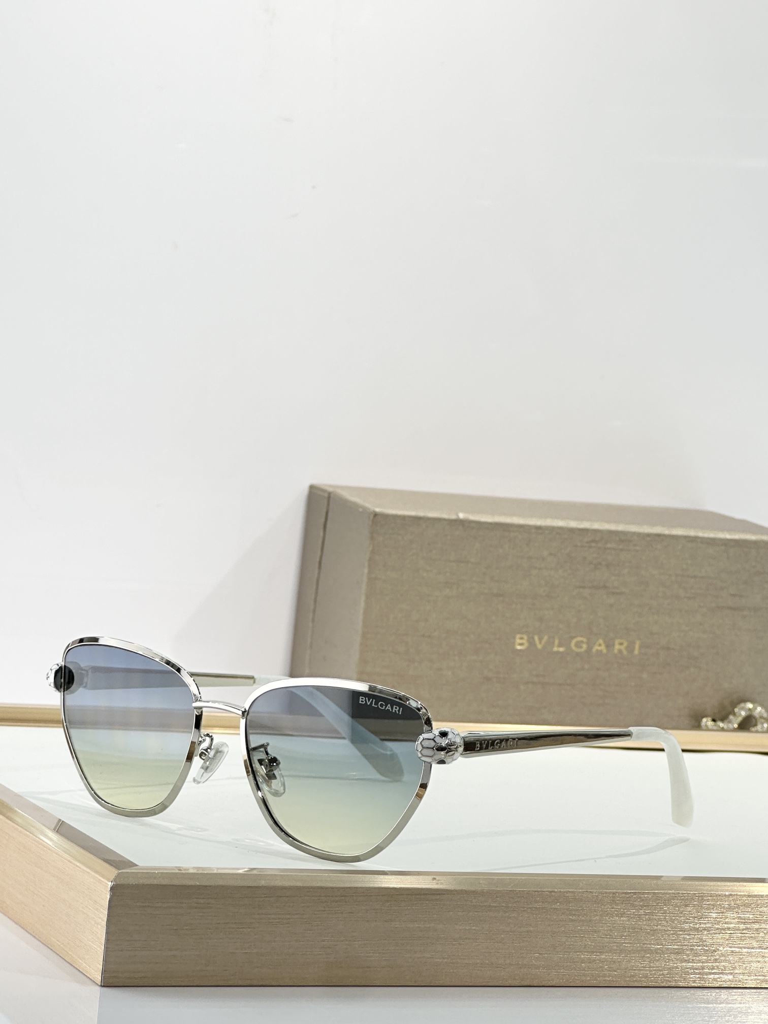  BVLGARI
MOD：BV50045U
SIZE：54-16-140
