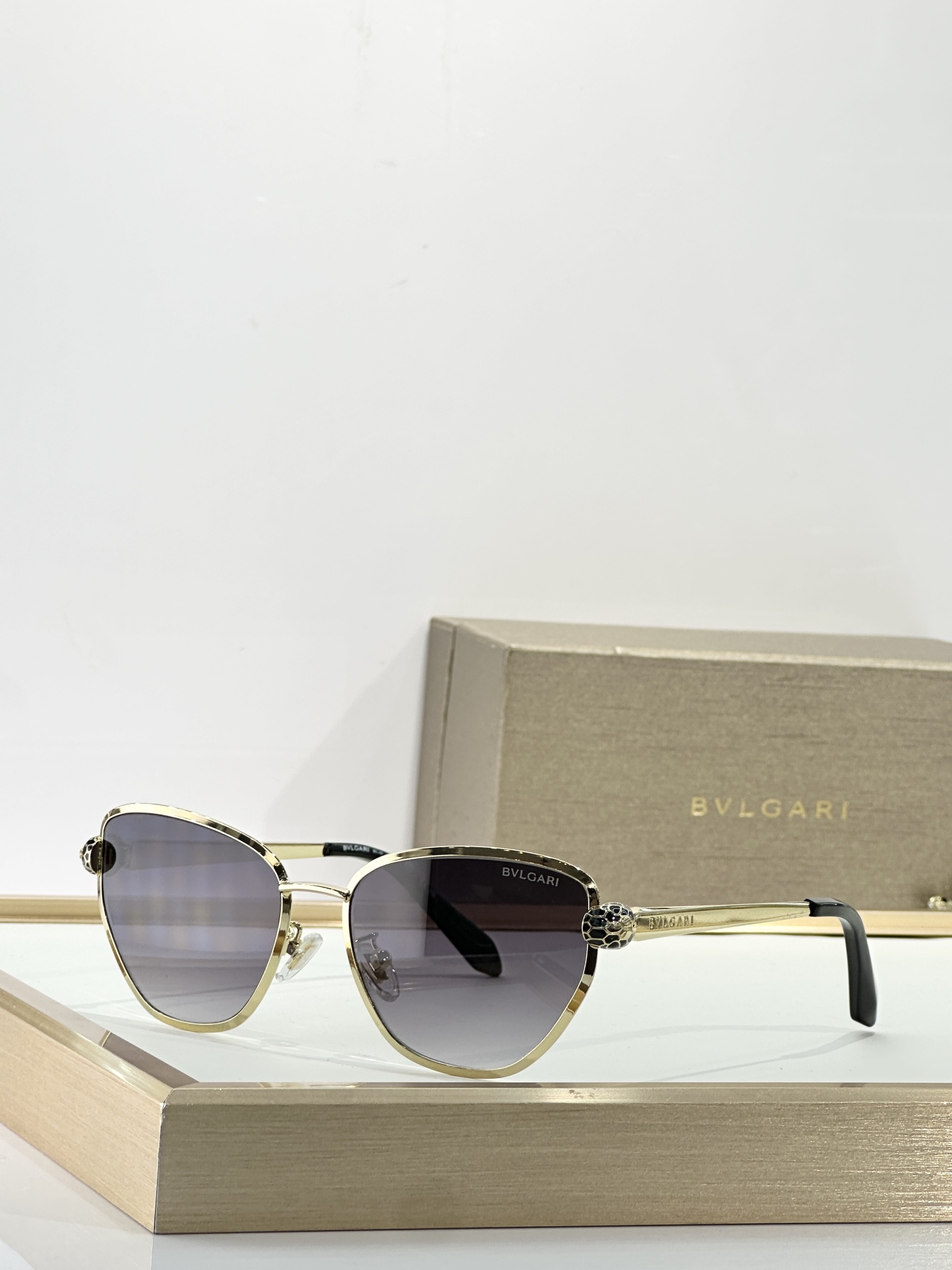 BVLGARI
MOD：BV50045U
SIZE：54-16-140
