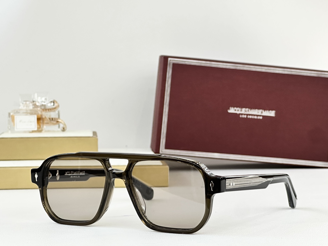 。JACQUES MARIE MAGE
MODEL：EVANS
SIZE55-17
