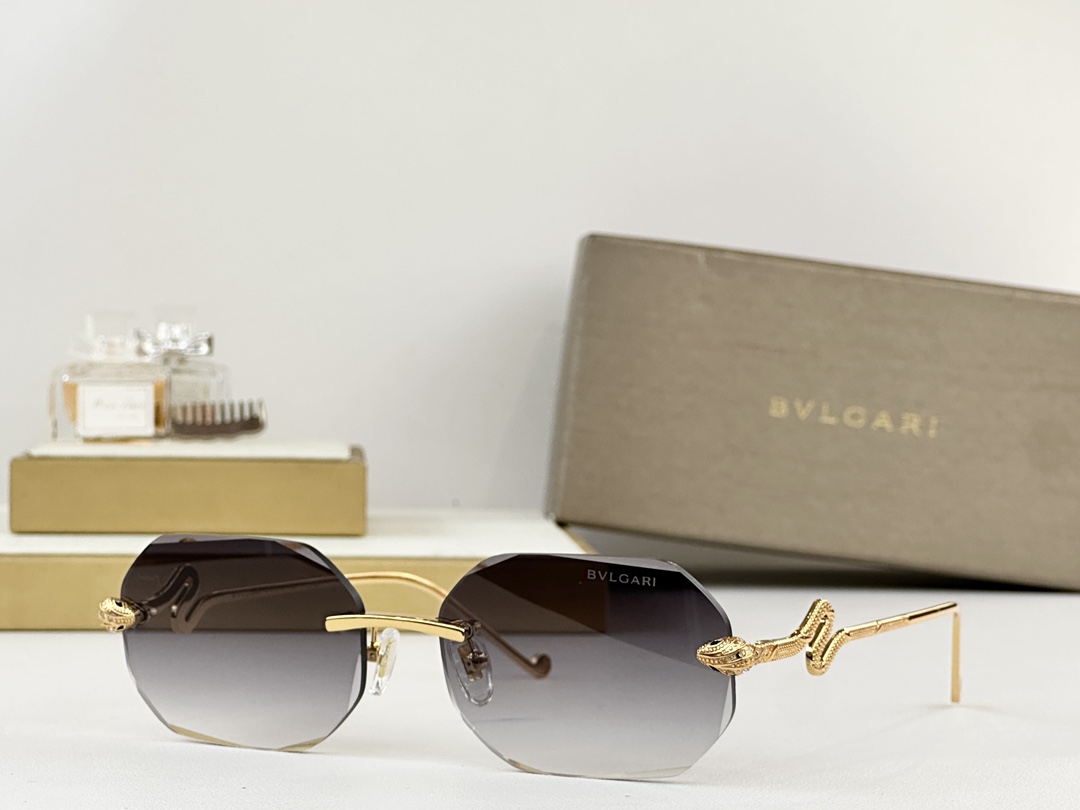  BVLGARI
Model：BV9024
Size：58口17--145
