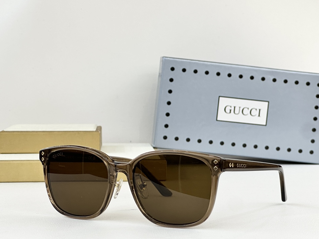  GUCC*
MODEL：GG1896SK
SIZE：57口18-145
