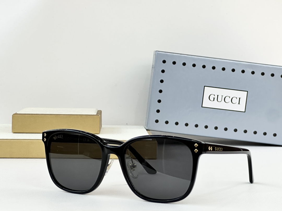  GUCC*
MODEL：GG1896SK
SIZE：57口18-145
