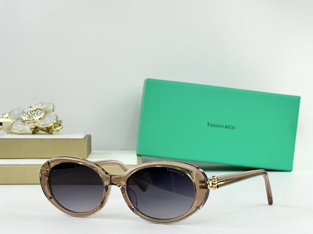  TIFFANY&Co.
MODEL：TF4242D
SIZE：55口19-140

