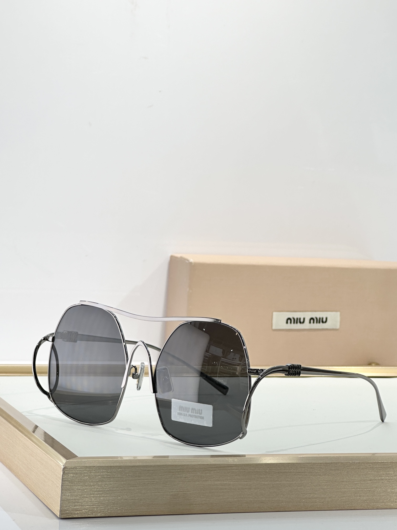  MIU MI*
MODELSMUA55
SIZE：57口18-150
