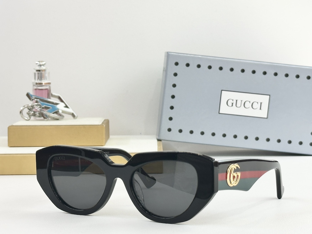  GUCC*
MODEL：GG1421S
SIZE：51口20-145
