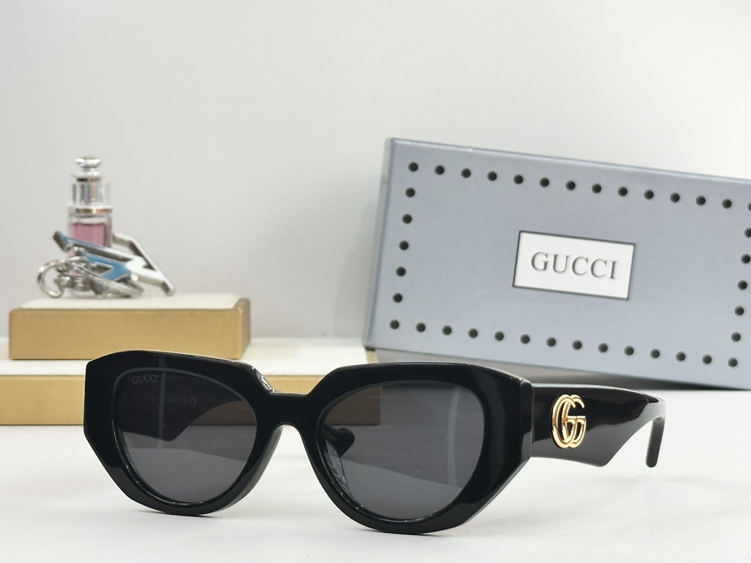  GUCC*
MODEL：GG1421S
SIZE：51口20-145
