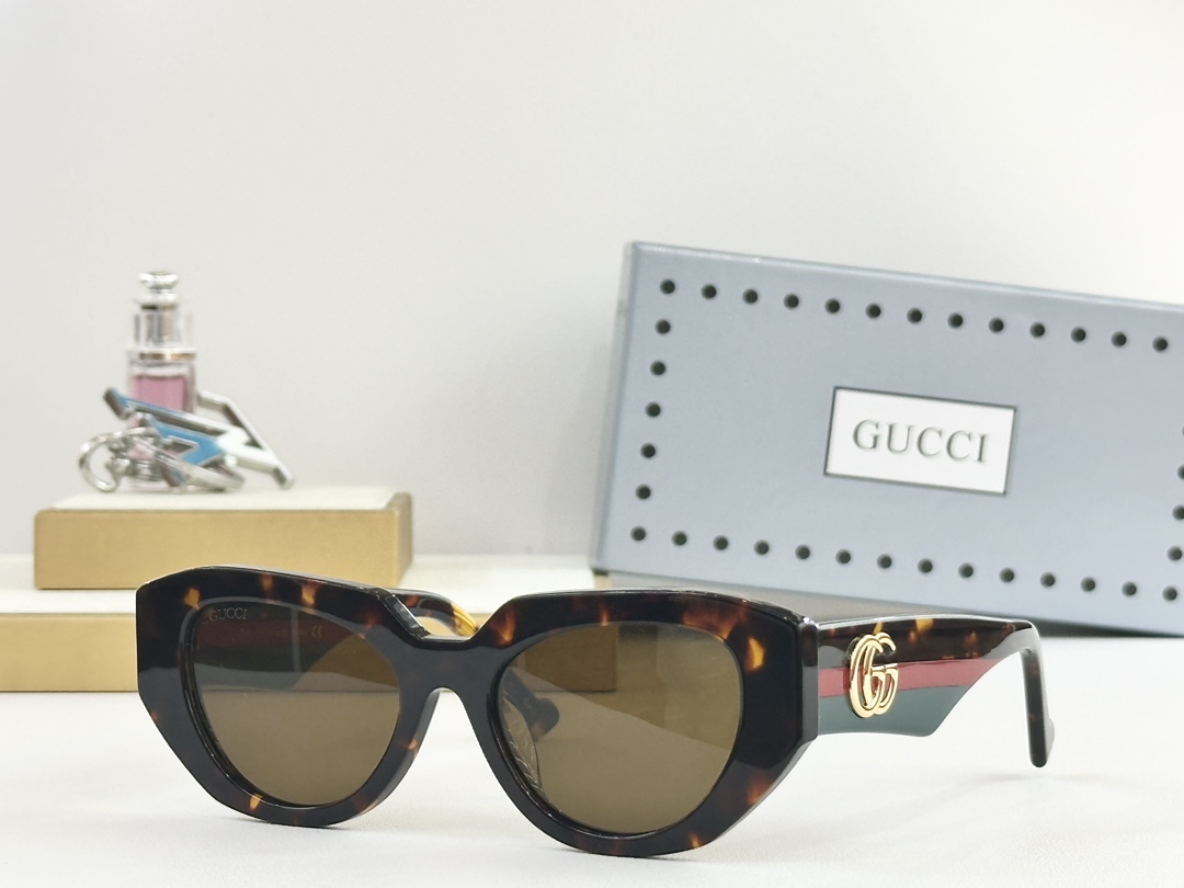  GUCC*
MODEL：GG1421S
SIZE：51口20-145
