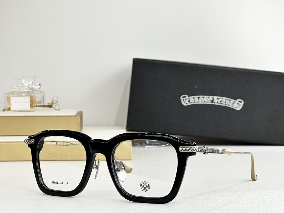  Chrome Hearts 克罗心
MODEL CUMPTION
SIZE：56口21-137

