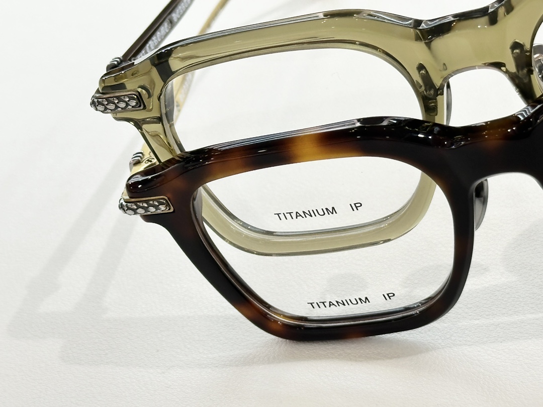  Chrome Hearts 克罗心
MODEL CUMPTION
SIZE：56口21-137


