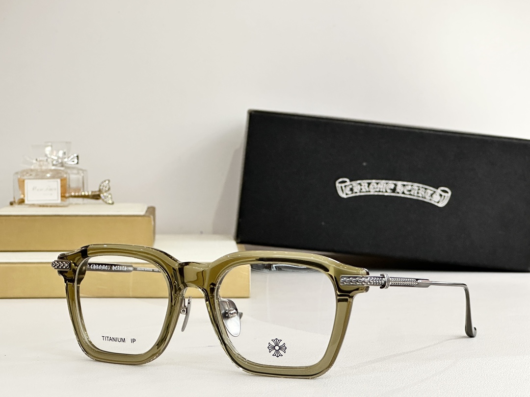  Chrome Hearts 克罗心
MODEL CUMPTION
SIZE：56口21-137

