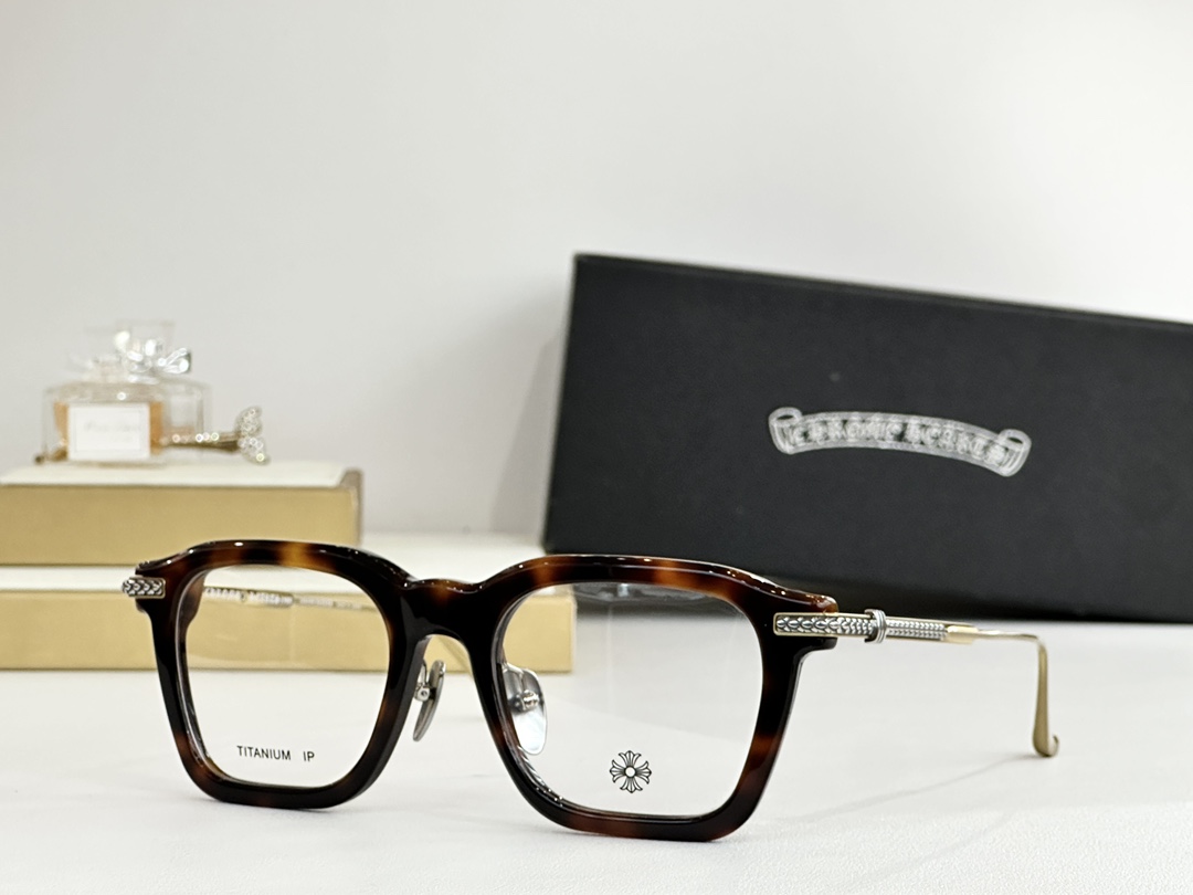  Chrome Hearts 克罗心
MODEL CUMPTION
SIZE：56口21-137

