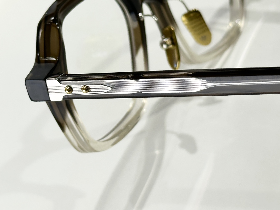  JACQUES MARIE MAGE
MODEL：HOLDEN
SIZE50口21

