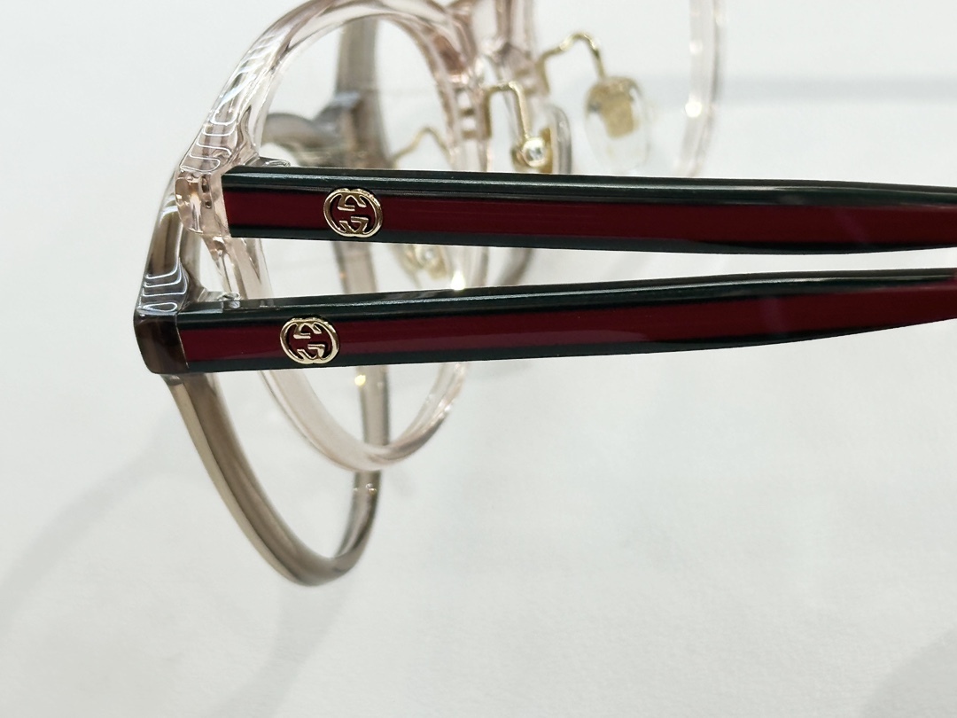  GUCC*
MODEL：GG1867OK
SIZE：51口19-145
