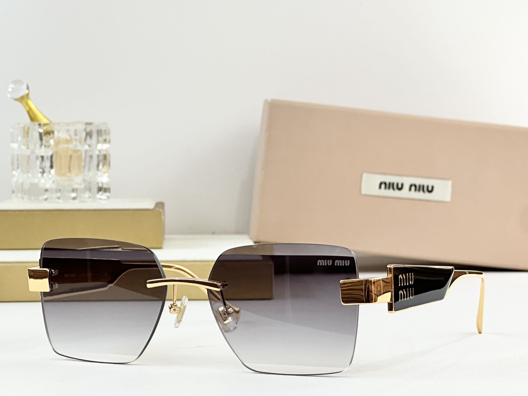  MIU MI*
MOD：MU 1711LV
Size：57口17 145
