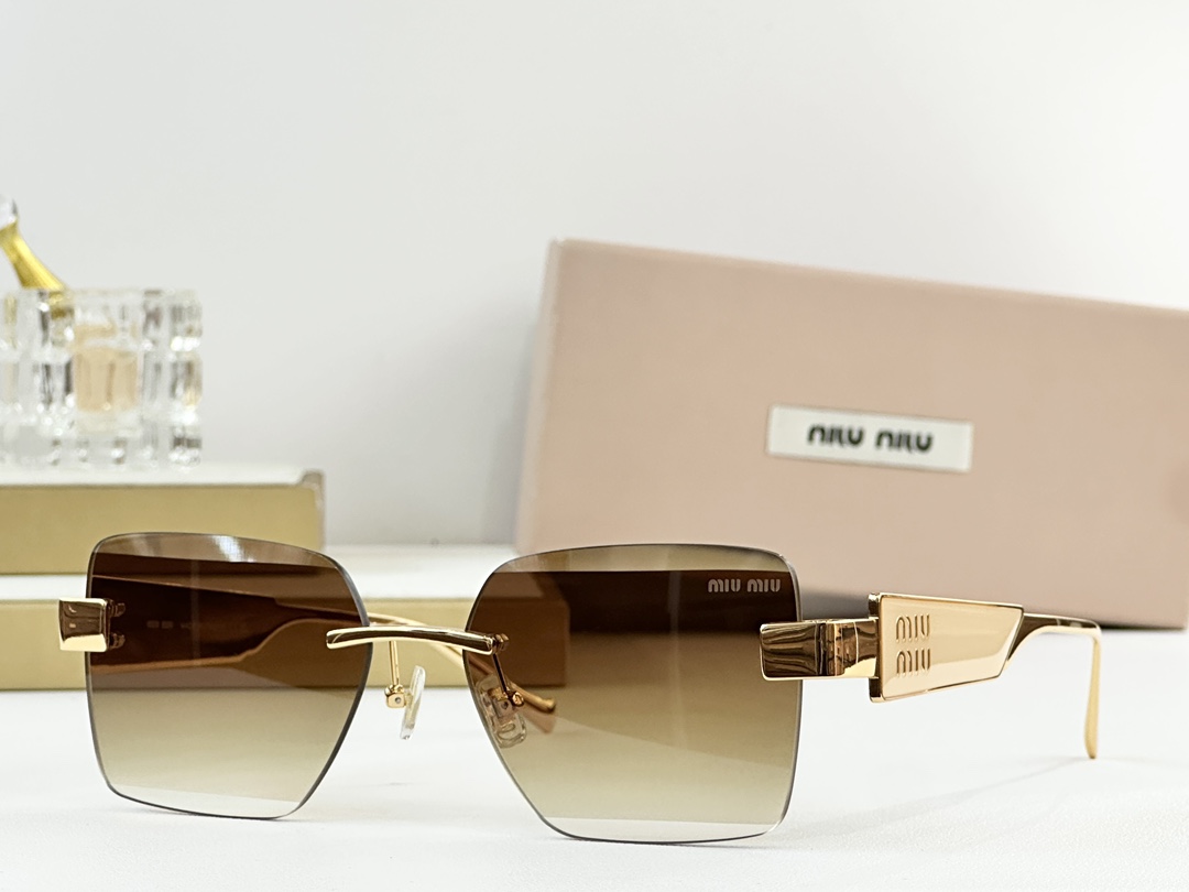  MIU MI*
MOD：MU 1711LV
Size：57口17 145
