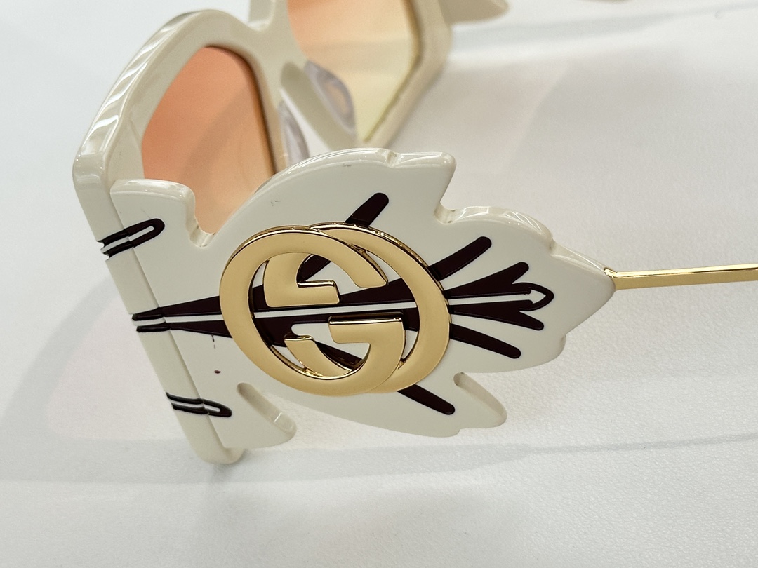  GUCC*
MODEL：GG0535S
SIZE：56口15-145


