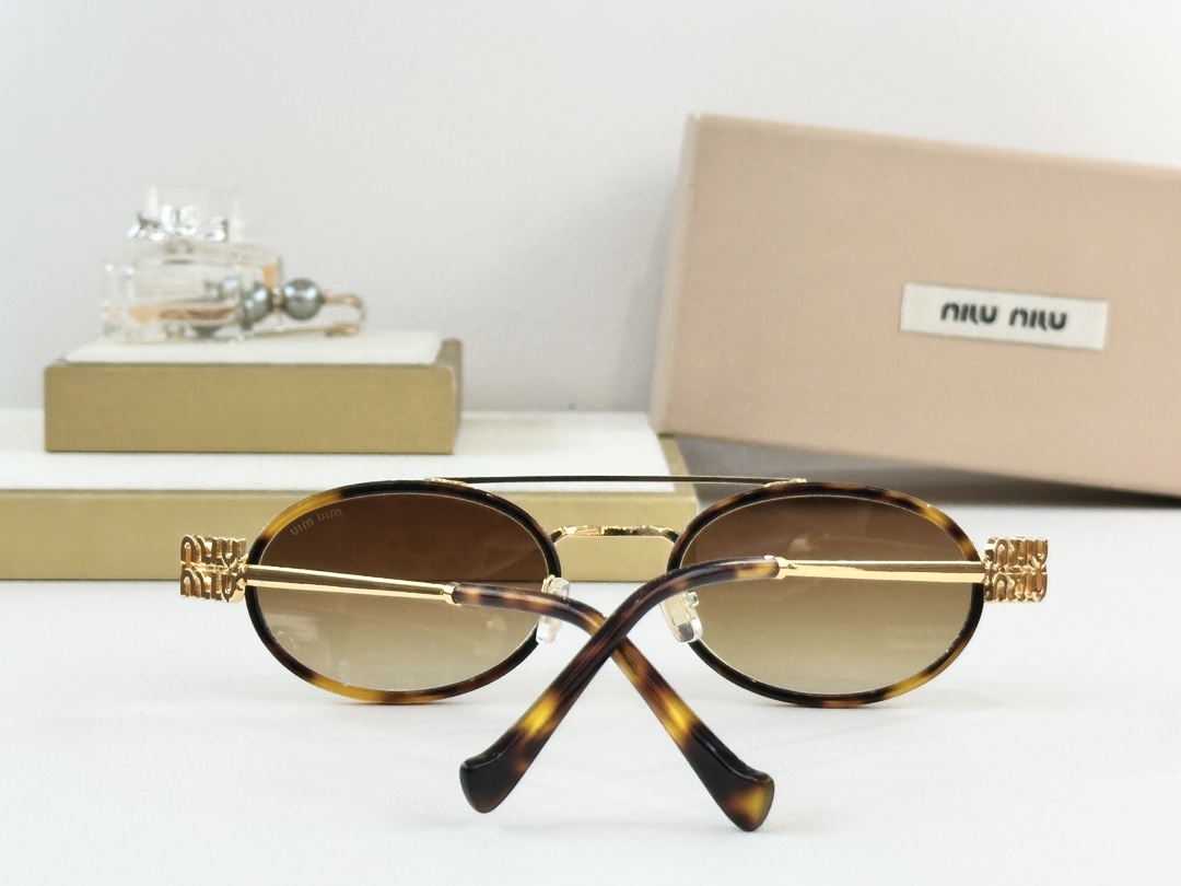  MiuMi*
Mod：MU 54ZS
Size：53-19-140
