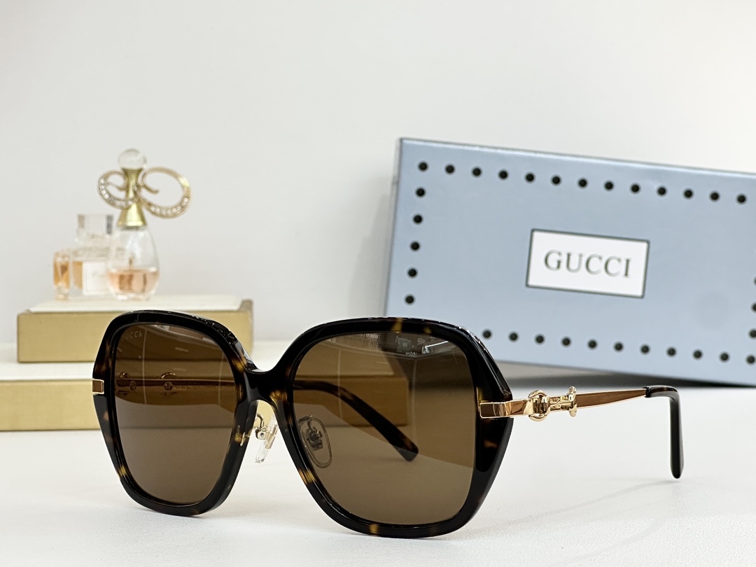  GUCC*
MODEL：GG2055SA
SIZE：57口17-145
