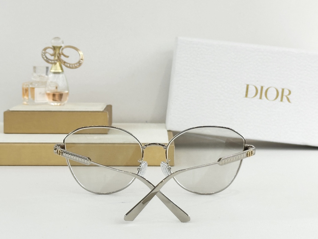  DIO*
MODEL Dio* Cannage R5U
SIZE：54口17-140
