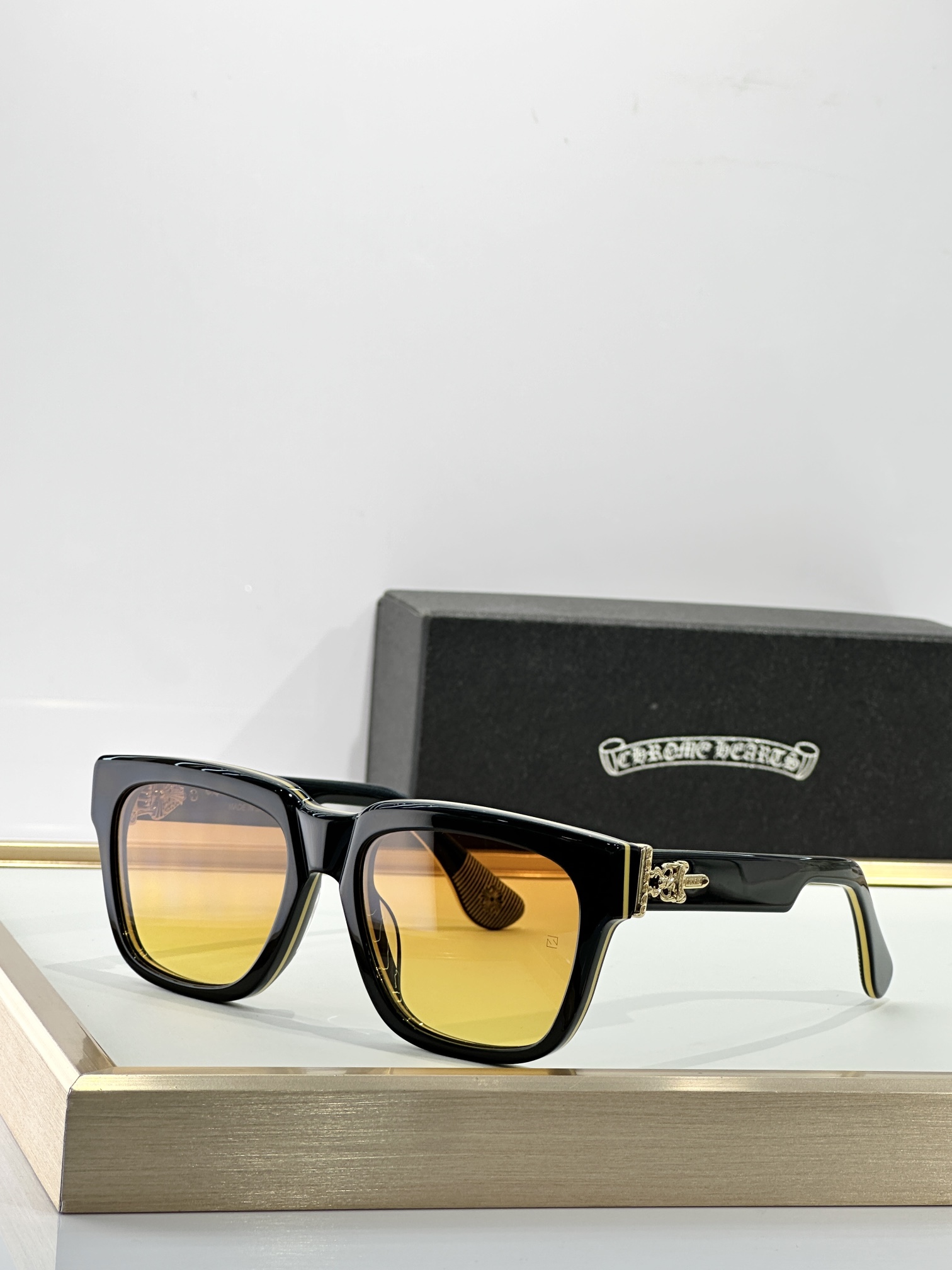 Chrome Hearts MODEL: BOX OFFICER MIST SIZE:56口19-145 