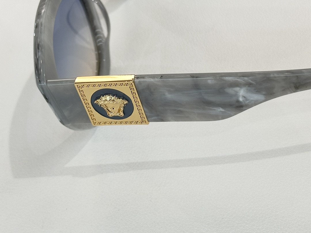  VERSAC*
MODEL：420/C
Size：53口20 145
