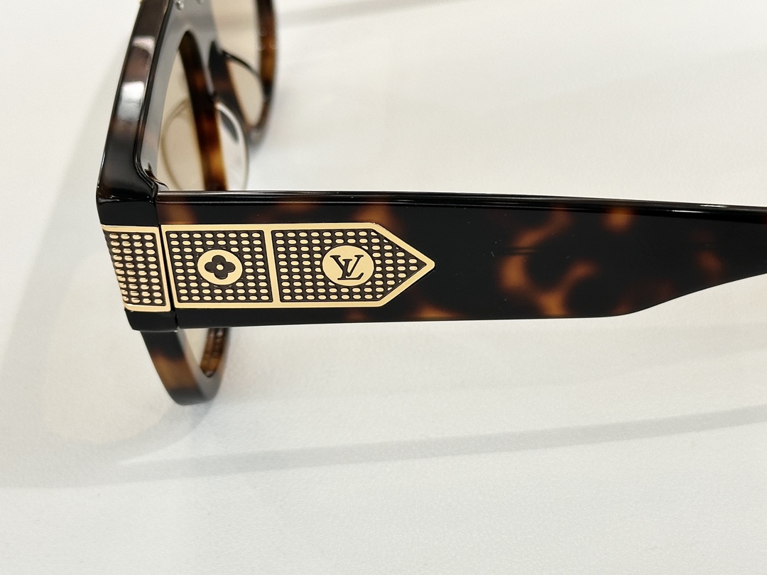  LOUIS VUITTO*
MODEL：Z2008U
SIZE：56口16-153
