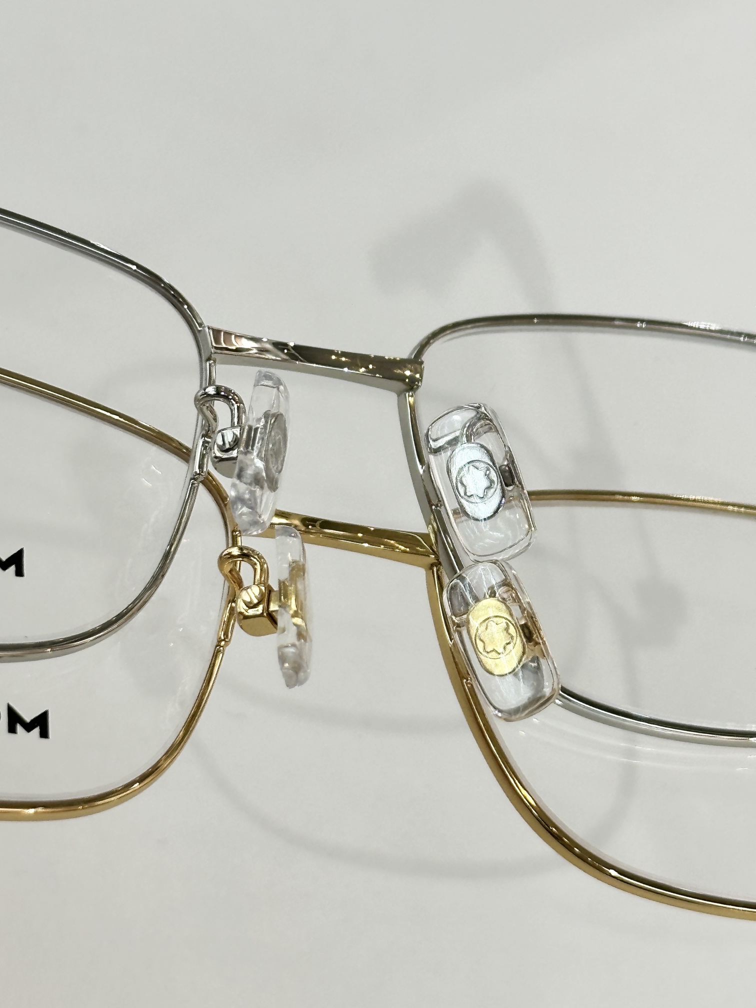  MONT BLAN*
MODELMB0373OA
SIZE 54口18-150
