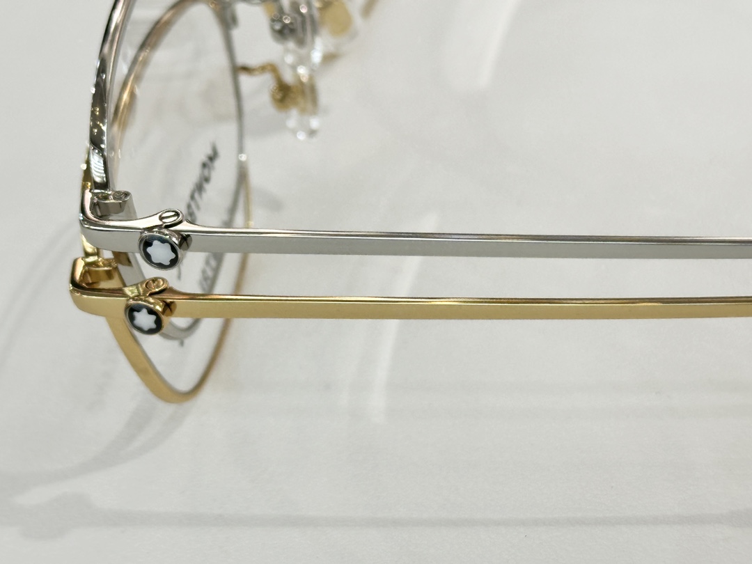  MONT BLAN*
MODELMB0373OA
SIZE 54口18-150
