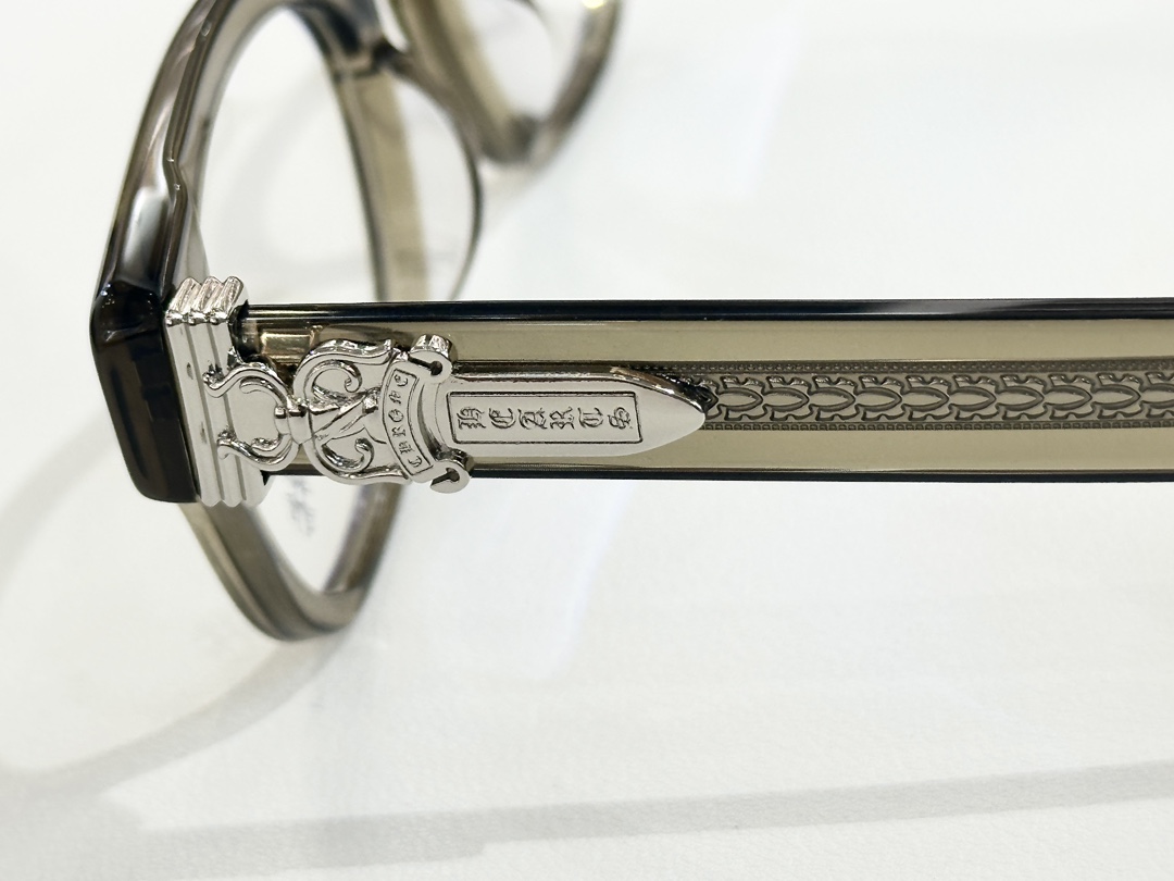  CHROME HEART
MOD：CUNTVOLUTED 
SIZE49-23-147
