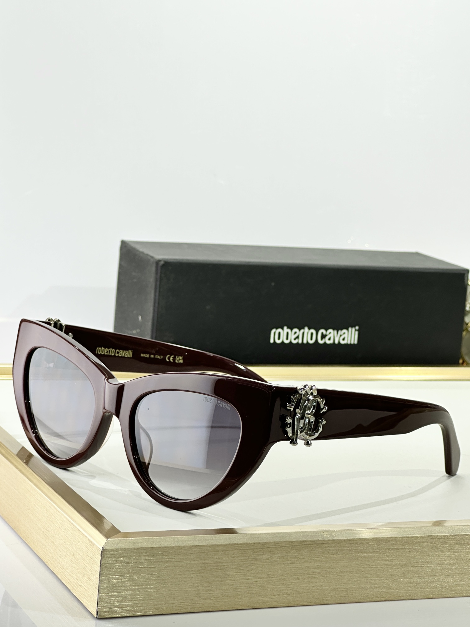  Roberto Cavalie*
MODEL：SRC017M
SIZE：53口20-140
