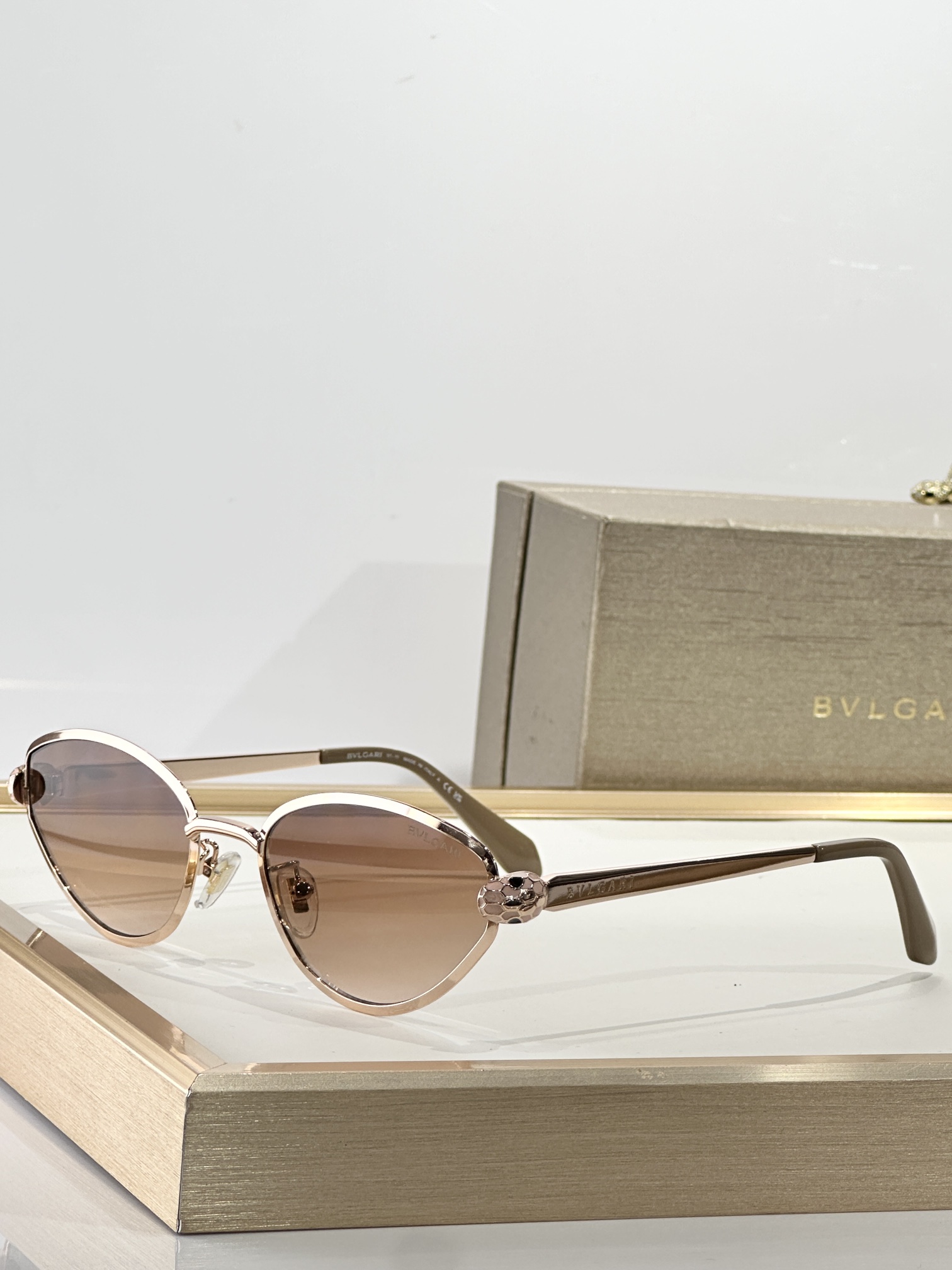  BvlgarI
MOD：BV50086U
Size：55口19 140
