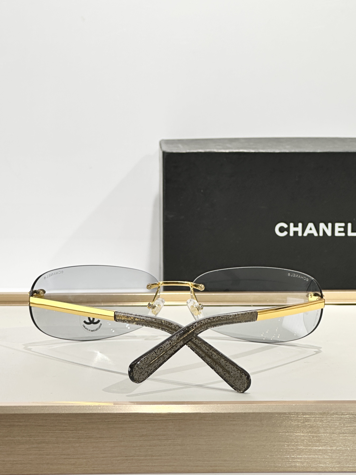 CHANEL
MODEL：A71560
SIZE：68口16-145
