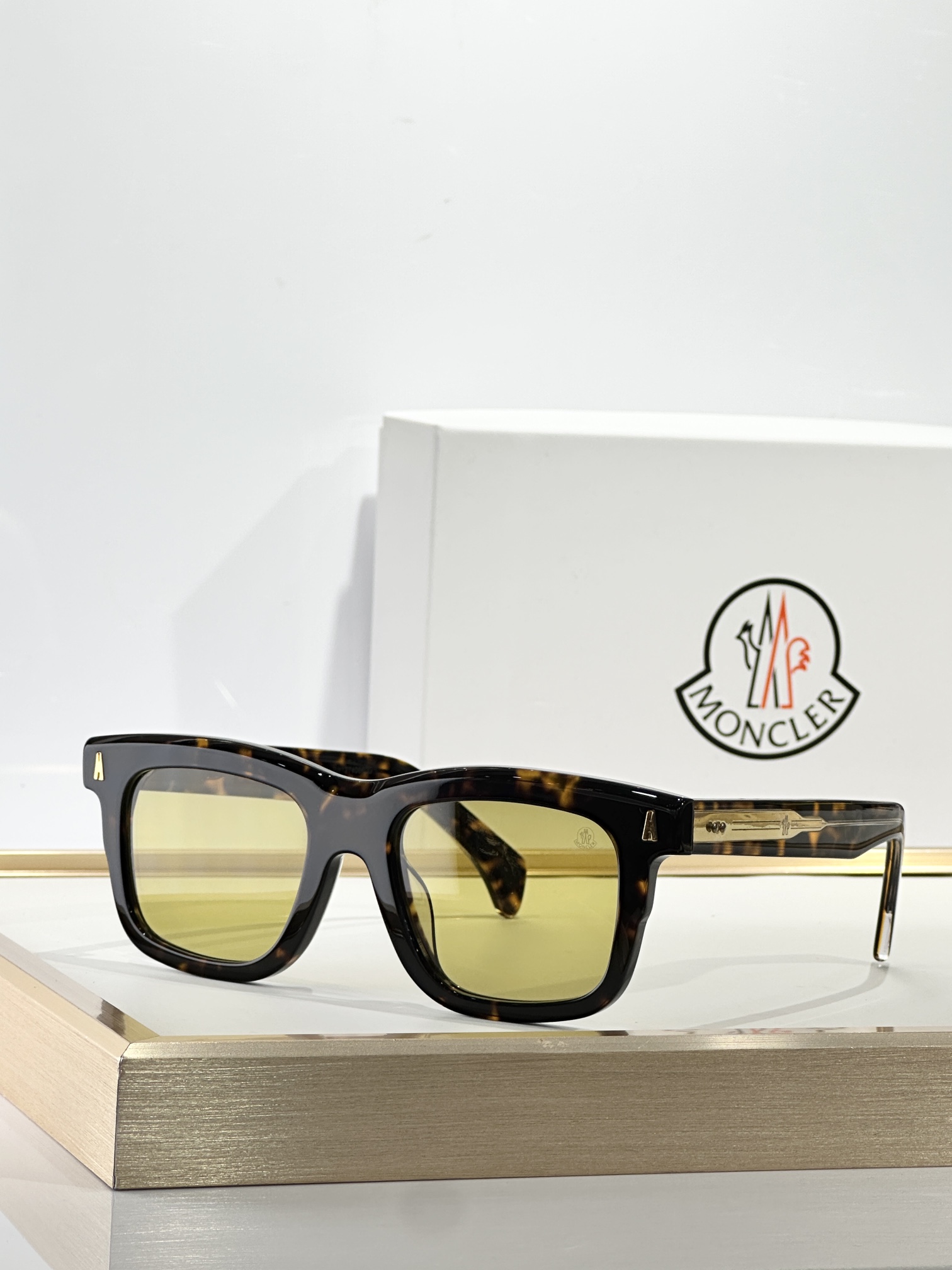 MonclerMODEL：ME6004SIZE：51口21-145🎉