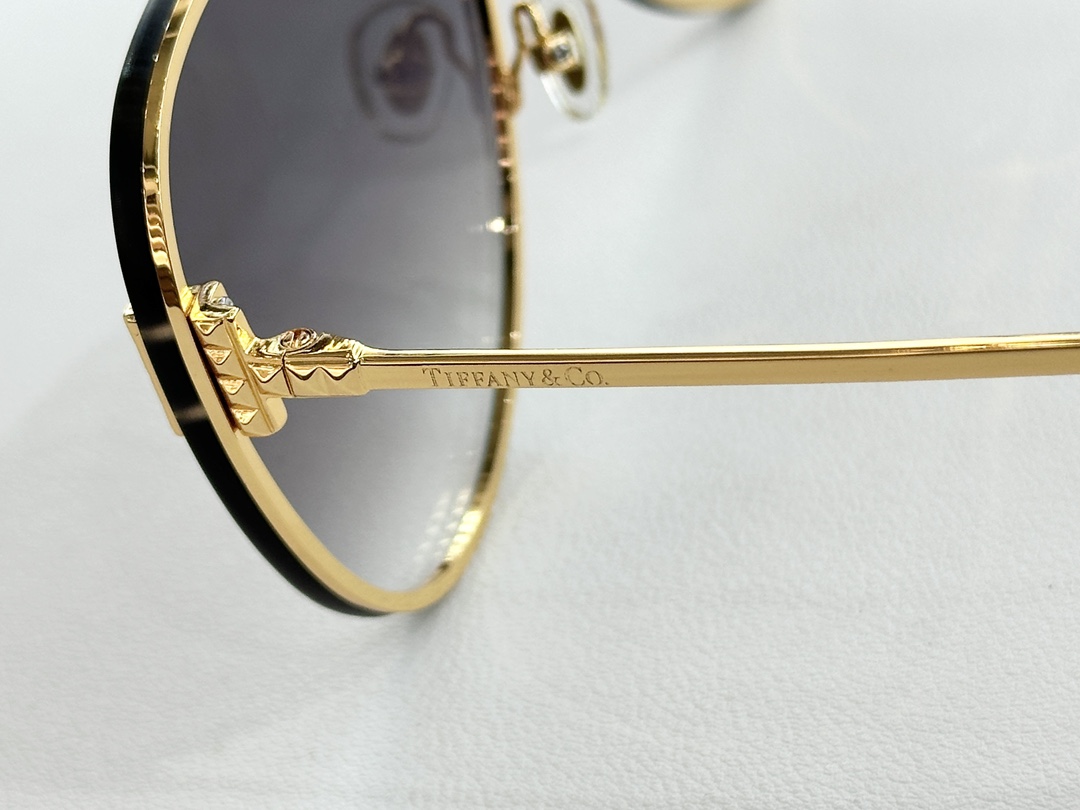 TIFFANY&Co.MODEL：TF3066SIZE：64口16-145