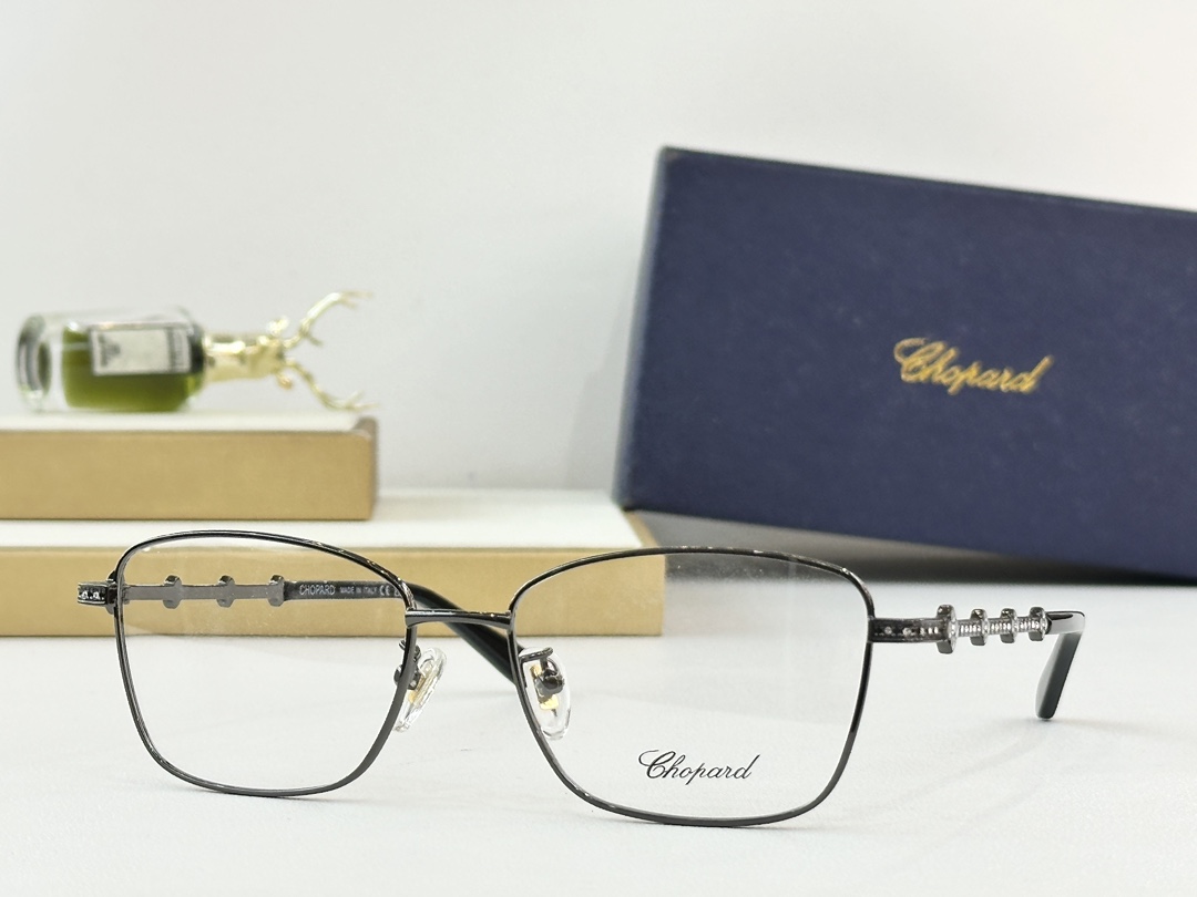 𝘾𝙃𝙊𝙋𝘼𝙍𝘿 MOD：VCHG65SSize：VCHG65S