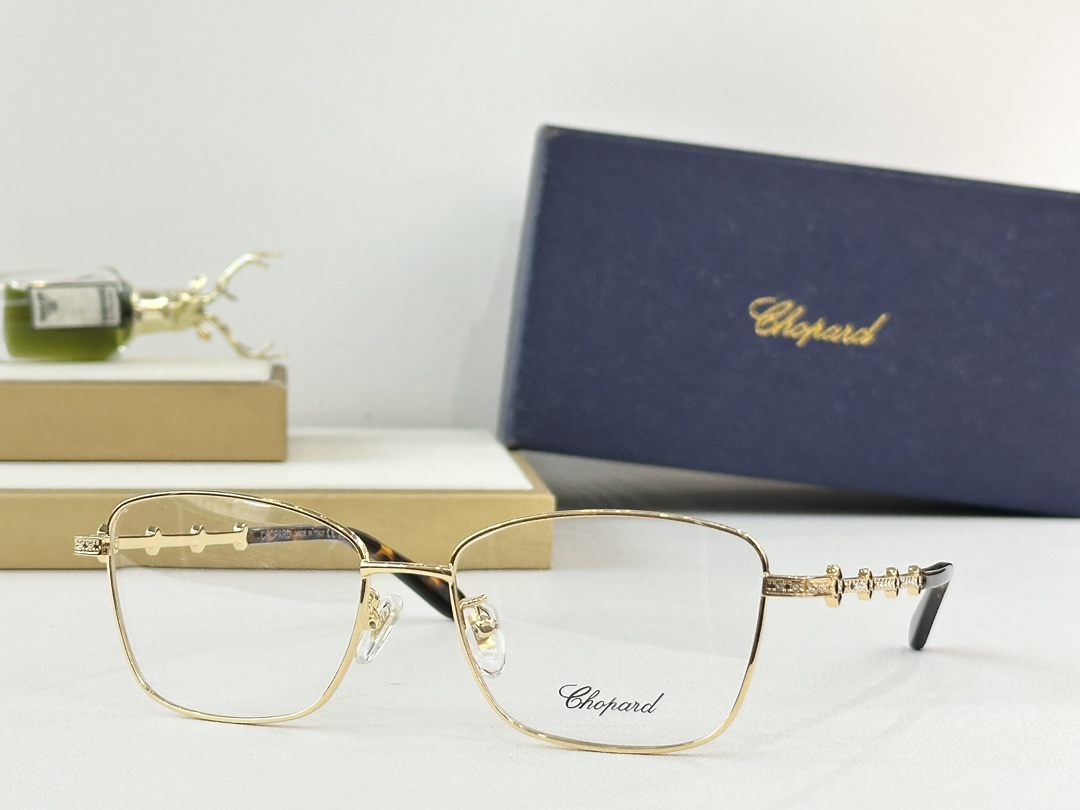 𝘾𝙃𝙊𝙋𝘼𝙍𝘿 MOD：VCHG65SSize：VCHG65S