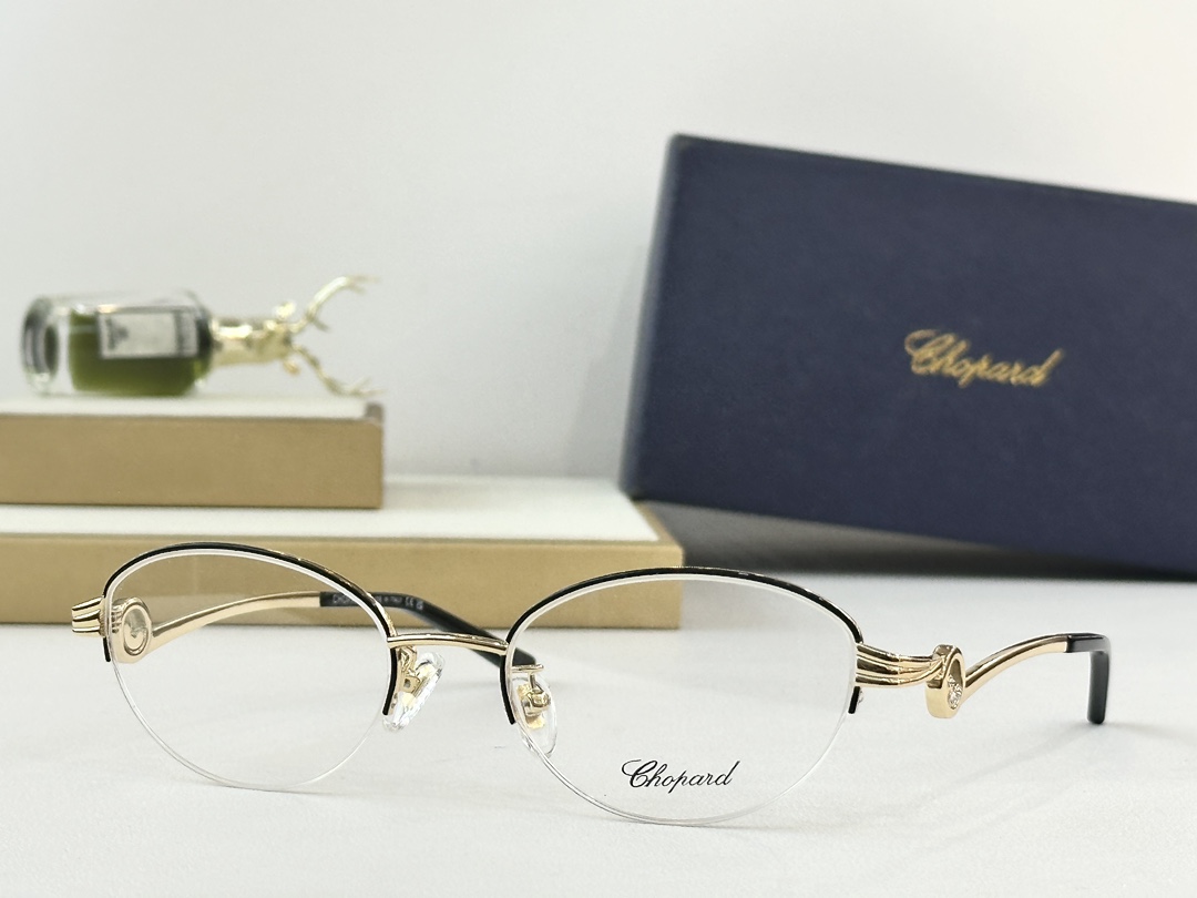 𝘾𝙃𝙊𝙋𝘼𝙍𝘿MOD：VCHG46JSize：53口19 140