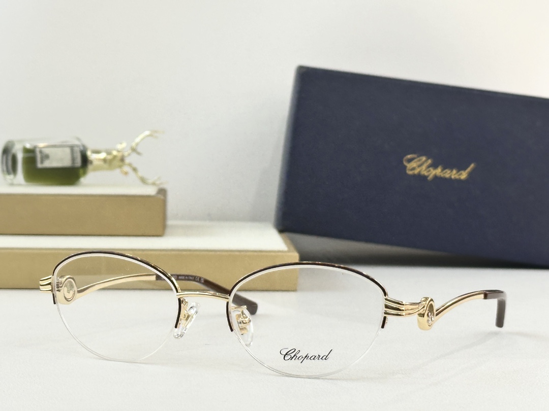 𝘾𝙃𝙊𝙋𝘼𝙍𝘿MOD：VCHG46JSize：53口19 140