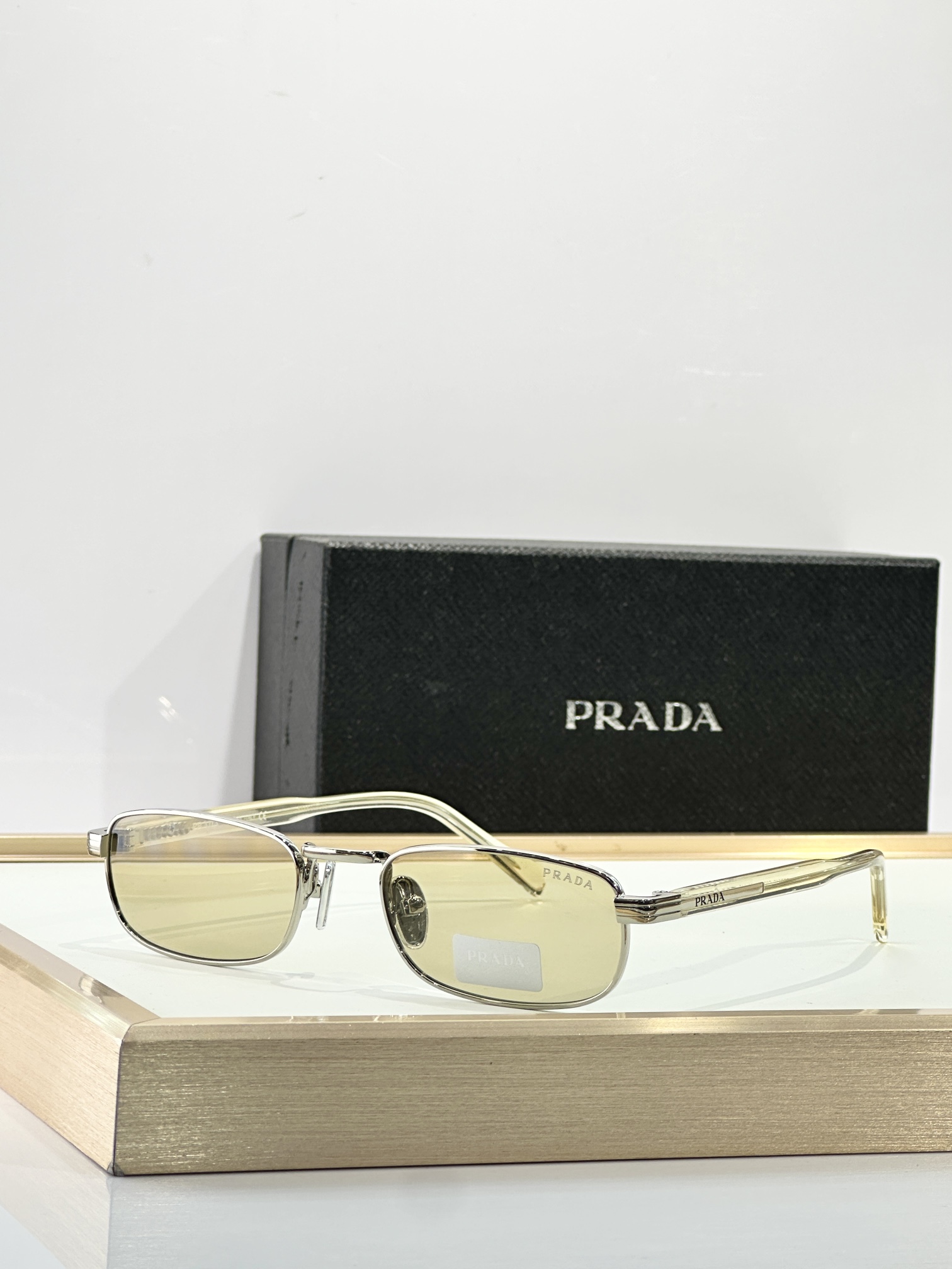 PRADAMODEL：PR B54SSIZE：54口23-145