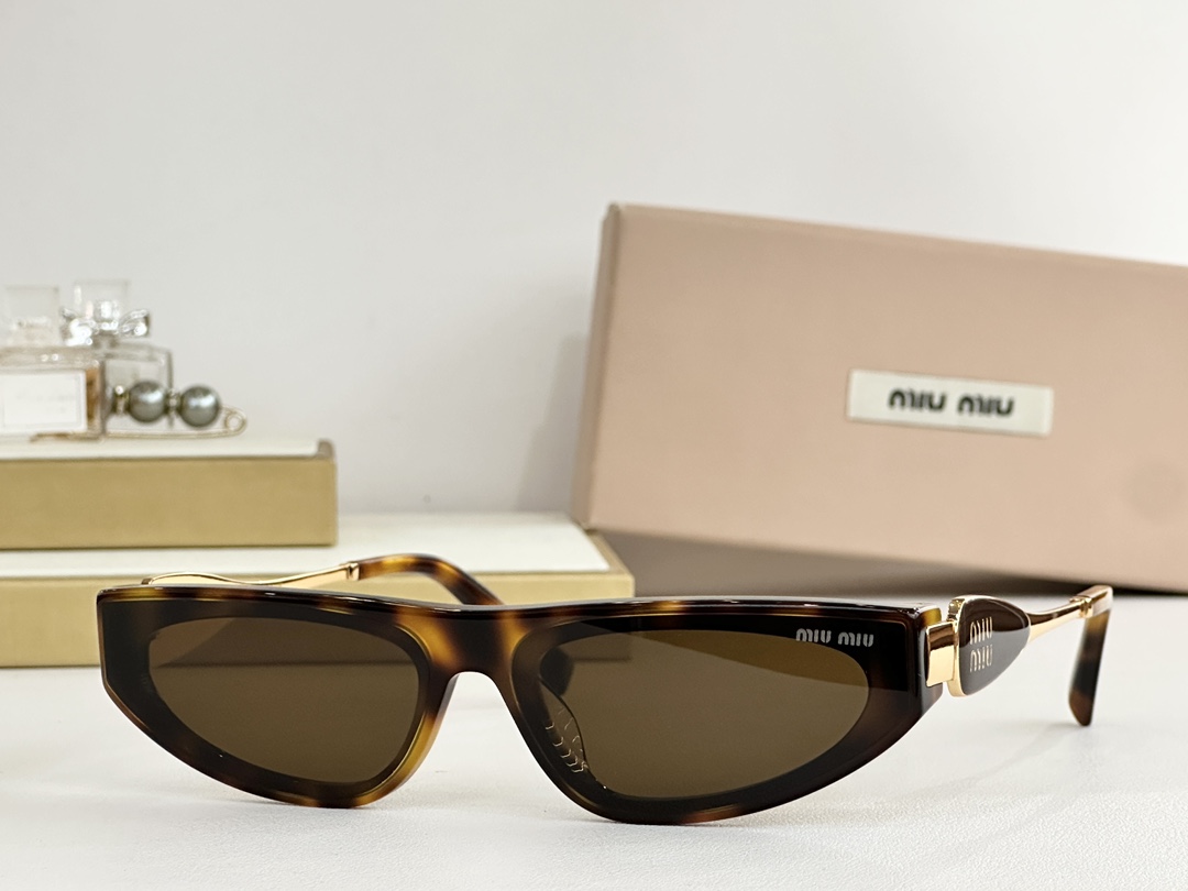 MIU MI*MOD：MU 1707LVSize：53口19 142