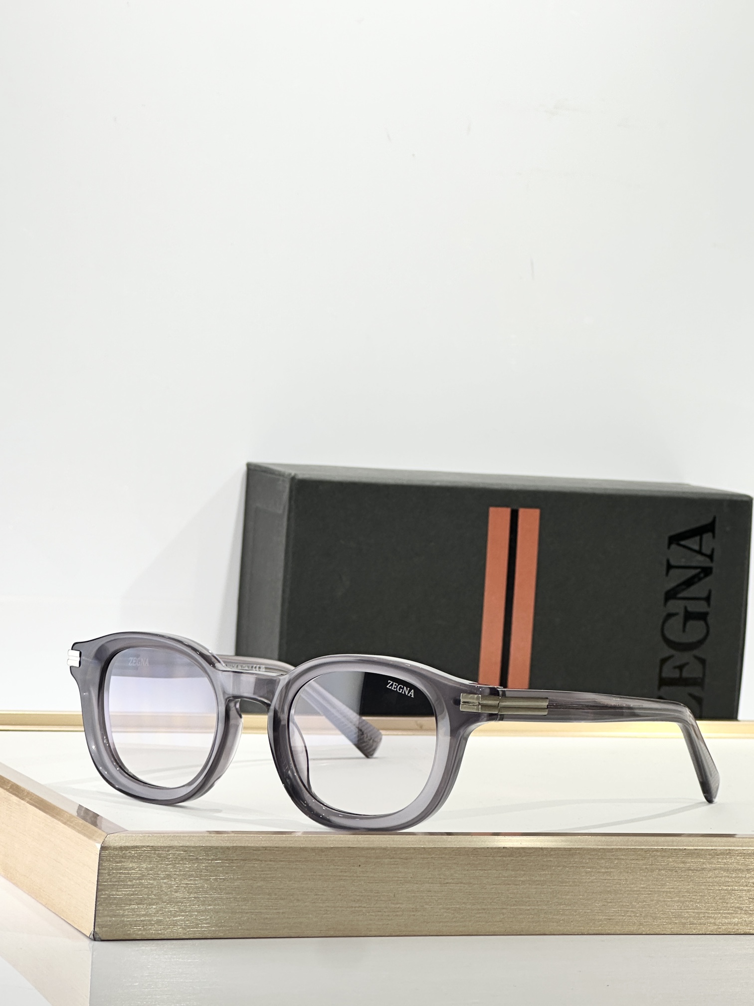 ZEGNAMOD：EZ0229Size:51口 22-145麦斯·米科尔森Mads Mikkelsen 