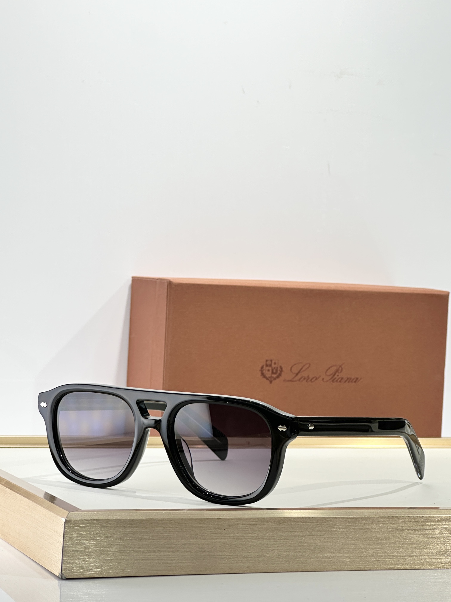 Original Original quality眼镜界“天花板”Loro PianaMod：ROADS