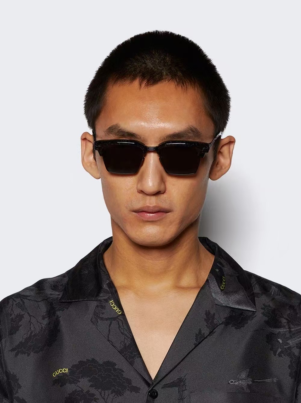 Jacques Marie Mage全网售罄 限量发售独特典藏之作经典的 50 年代风格组合眼镜，具有突