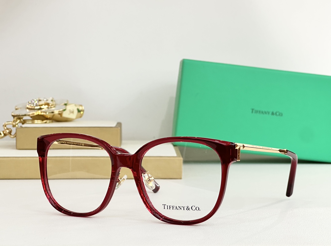 TIFFANY&Co.MODEL：TF2240DSIZE：55口19-140