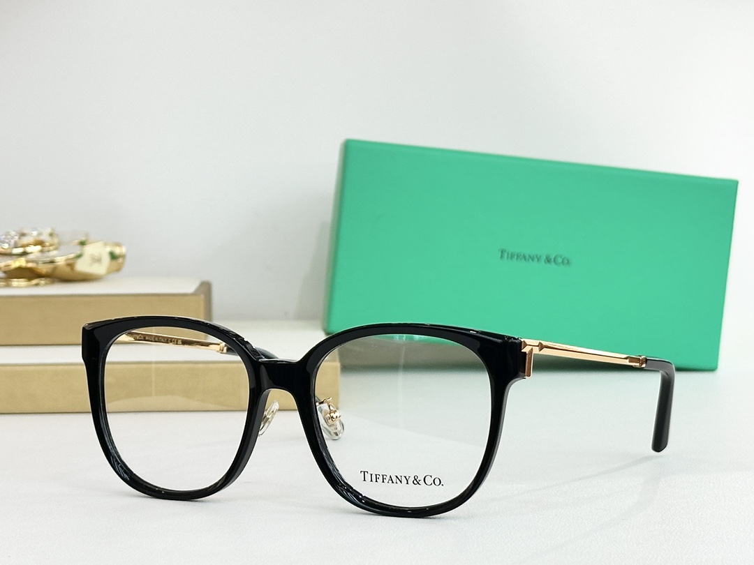 TIFFANY&Co.MODEL：TF2240DSIZE：55口19-140