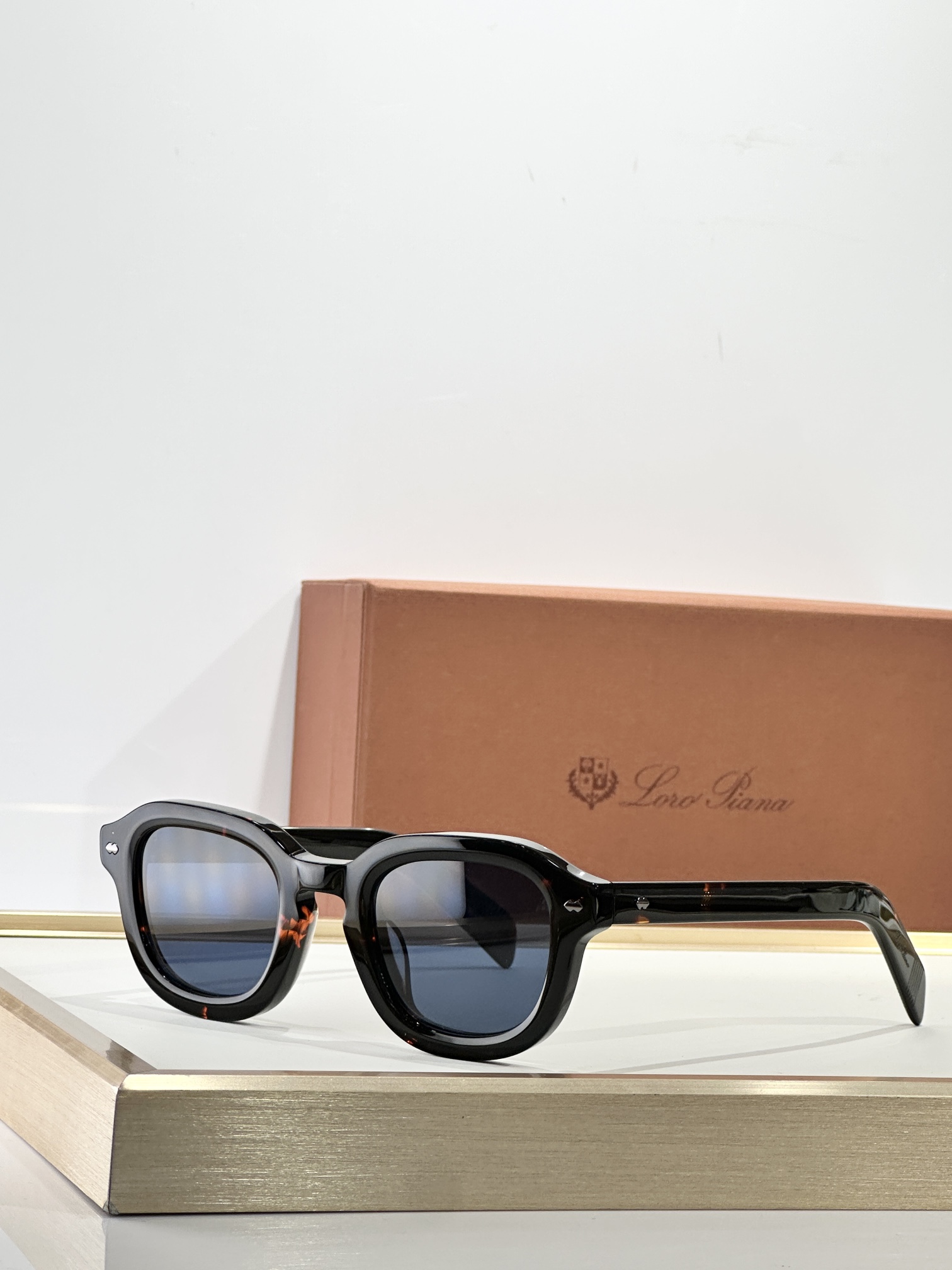 Original quality眼镜界“天花板”Loro PianaMod：ANDRE SIZE：47口