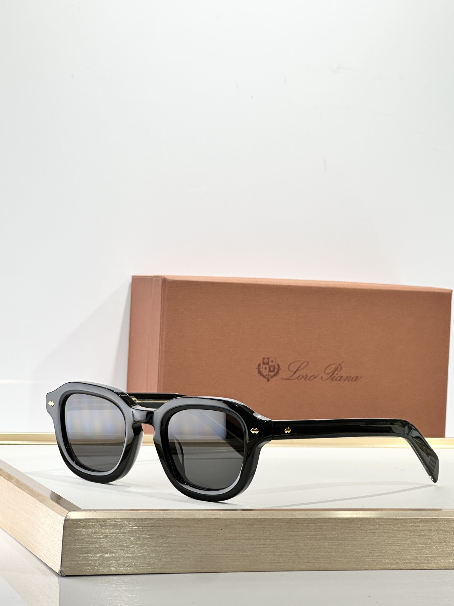 Original quality眼镜界“天花板”Loro PianaMod：ANDRE SIZE：47口