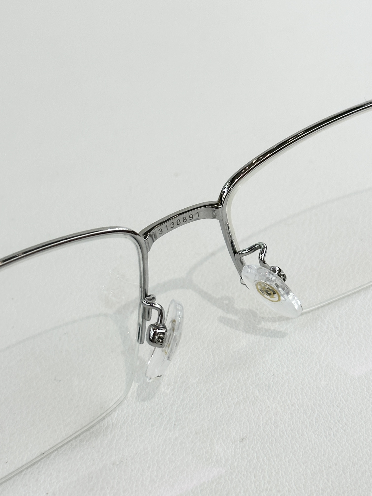 Cartie*MODEL：SIZE：55口17