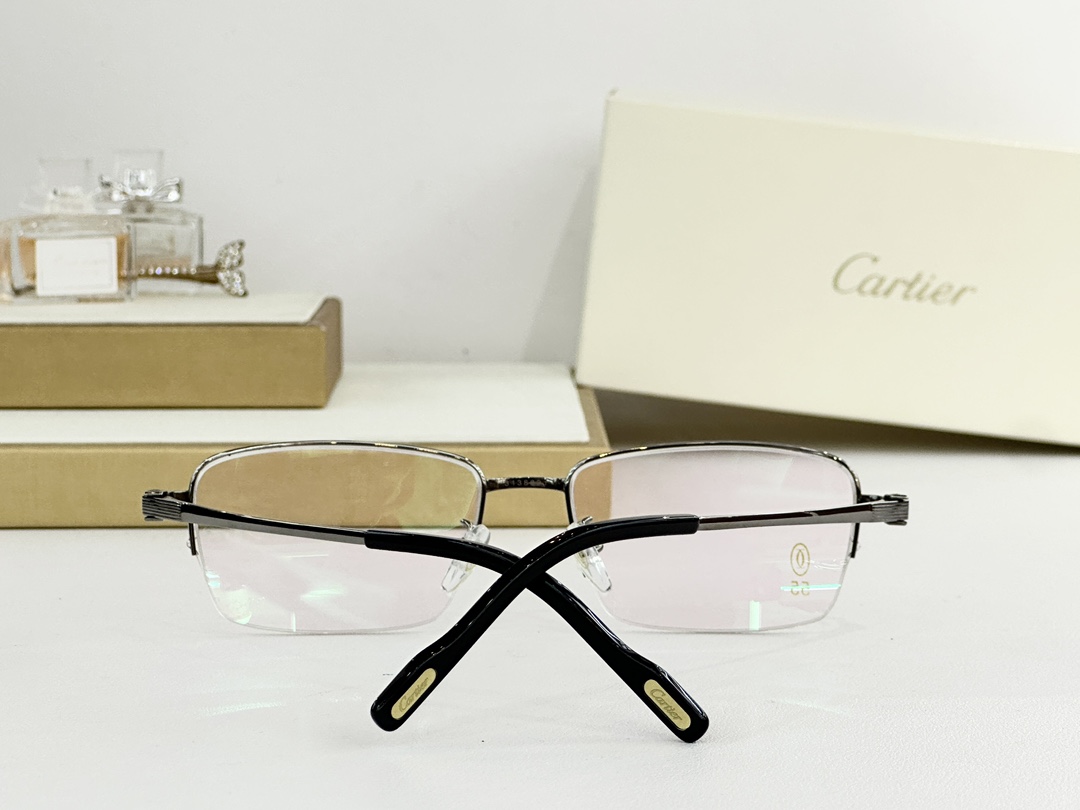 Cartie*MODEL：SIZE：55口17